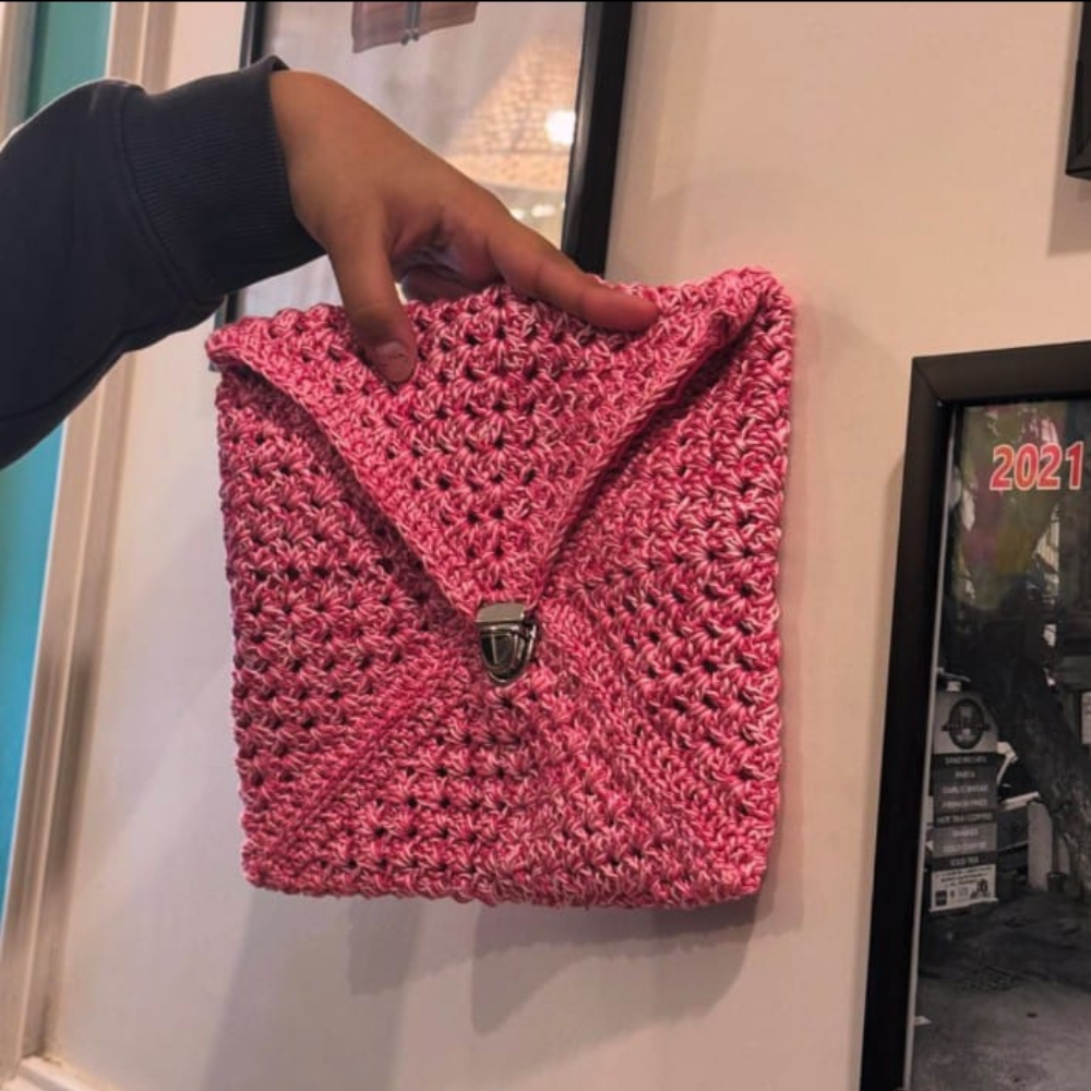 Pink Crochet Clutch
