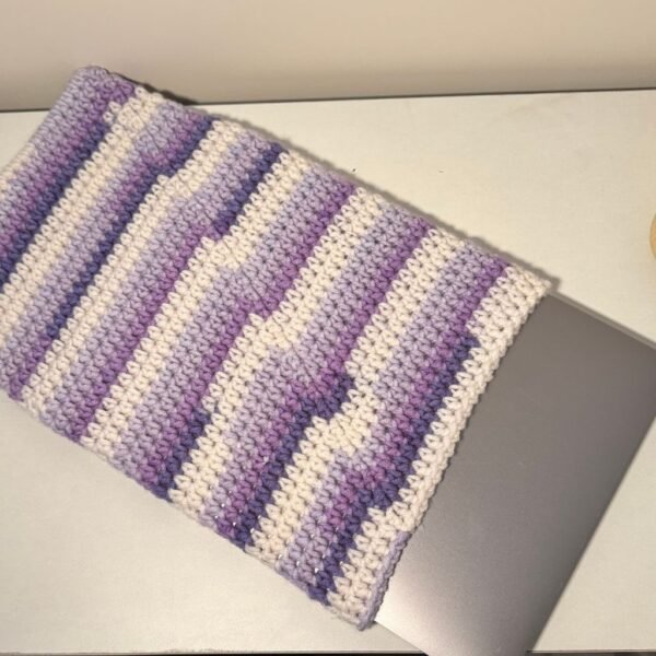 Crochet Laptop Sleeve 5