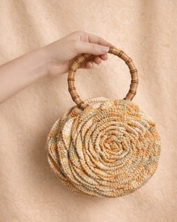 Petal Grace – Crochet Rose Clutch with Wooden Handle