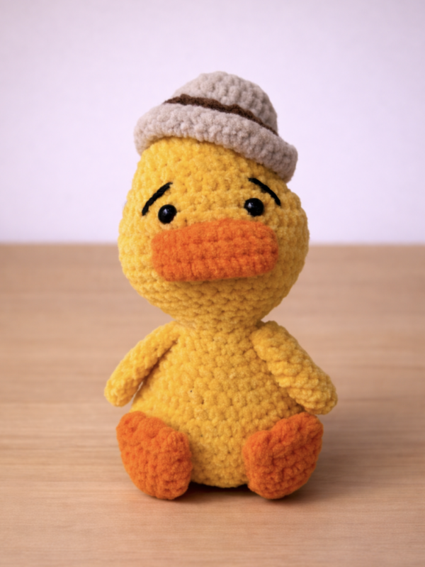 Dapper Duck – Crochet Duck with a Hat